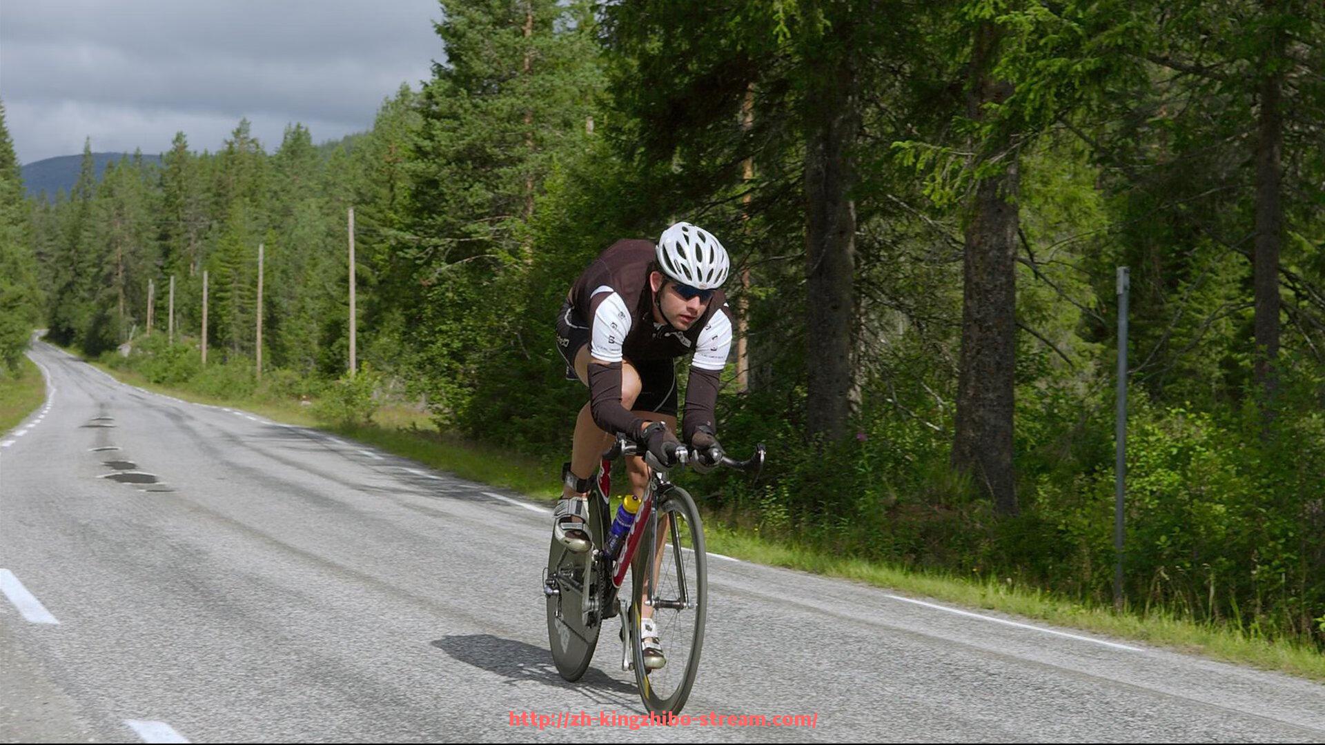 王者体育直播-解析世俱杯球衣设计潮流：从欧美风格到亚洲元素的融合